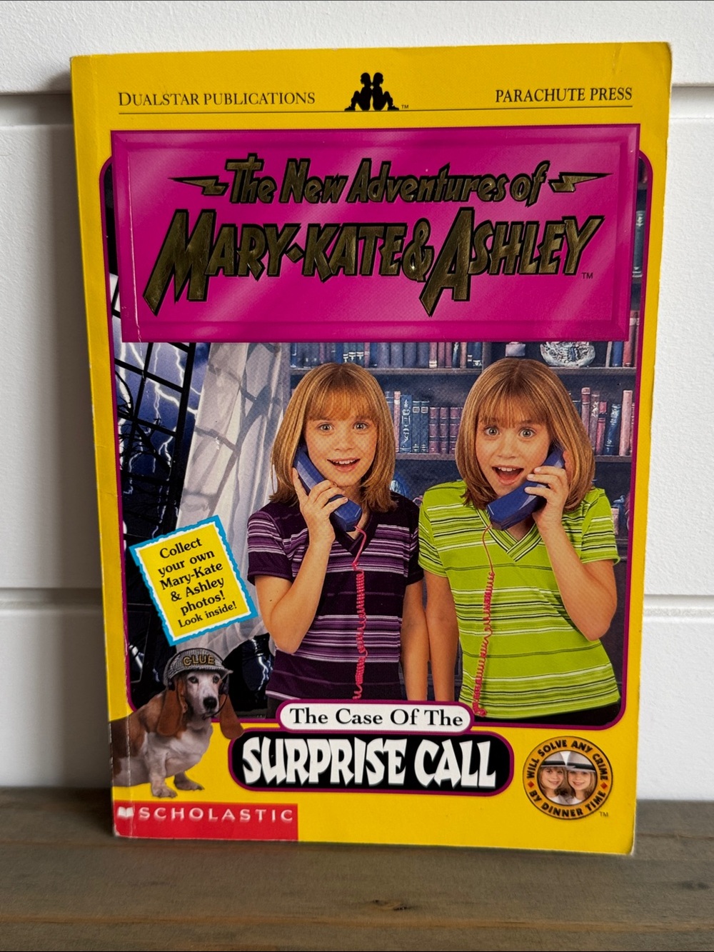 The New Adventures of Mary-Kate & Ashley #8: Surprise Call - Paperback Novel